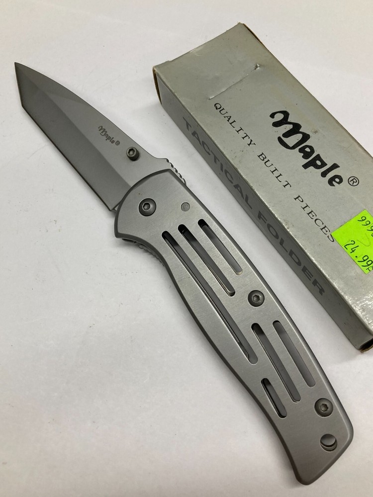 Maple Tactical Folder, Plain Tanto Point, Gray C-2013