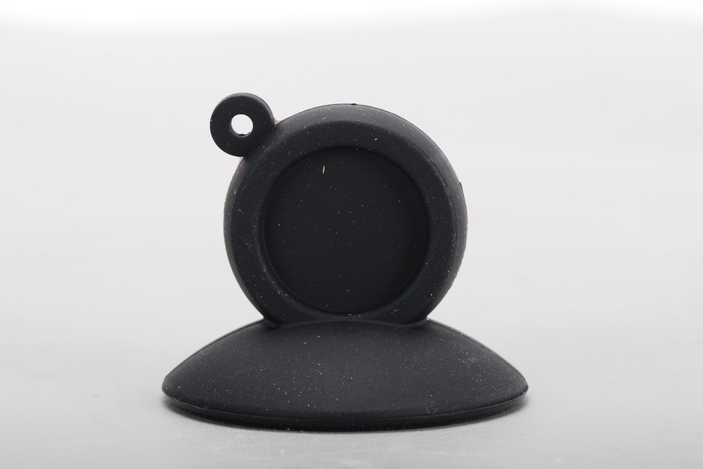 iPort 70785 Surface Mount Bracket With Mounting Hardware and Suction Cup