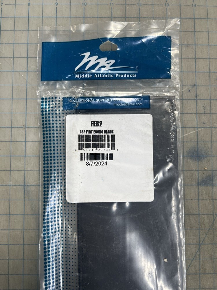Middle Atlantic Products 2sp Flat Econo Blank