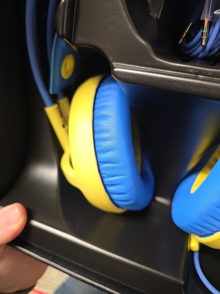 Fallout 4 Vault 111 SteelSeries Siberia V3 Headset