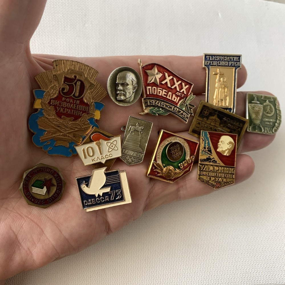 Vintage Soviet Badges Значки "Динамо Киев-чемпион и другие раритеты" 12 штук