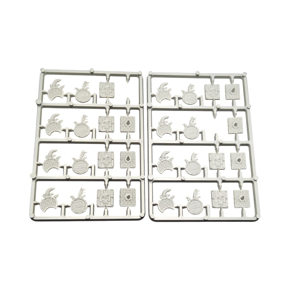 Goblins Shield x30 Bit Bundle Warhammer Vintage On Sprue 2004