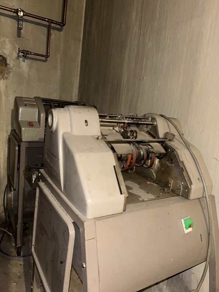 Print-shop Paper Machine (Numberer / Feeder)