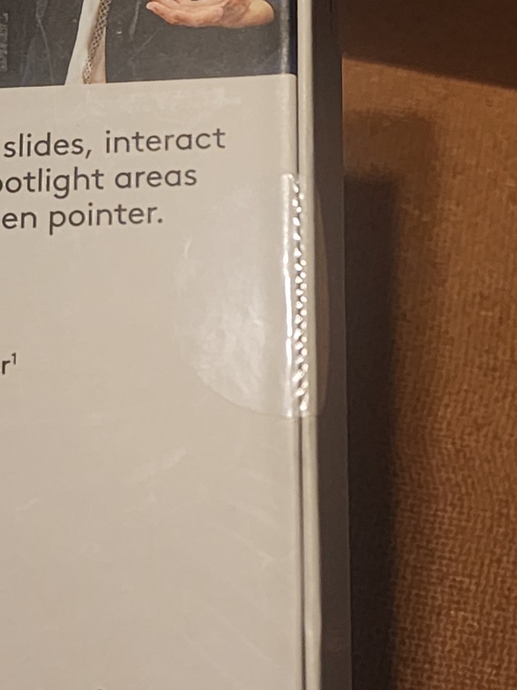 Logitech Spotlight Presentation Remote Advanced on-screen Pointer 910-004654 NEW