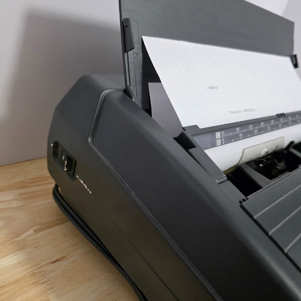 Sharp PA-3000 Electric Typewriter Tested Working Portable Intelliwriter
