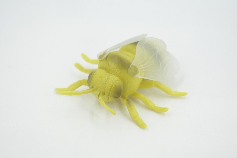 Bumblebee, Solid Rubber Insect, Toy, Realistic Figure Model 3.5" ABC15B263
