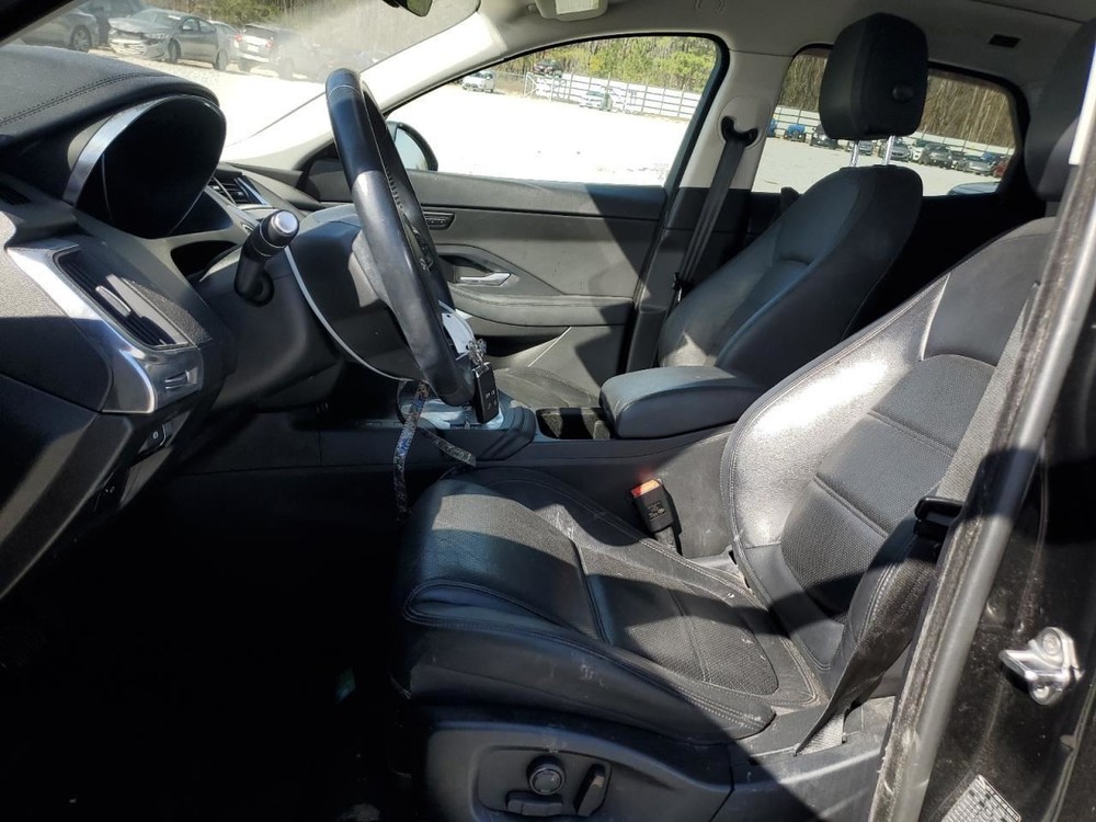 E-PACE 2018 Glove Box 4686289