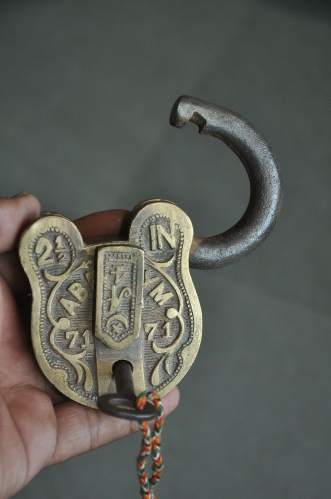 2 Pc Vintage Brass Bird & Lines Engraved Handcrafted Solid Padlocks