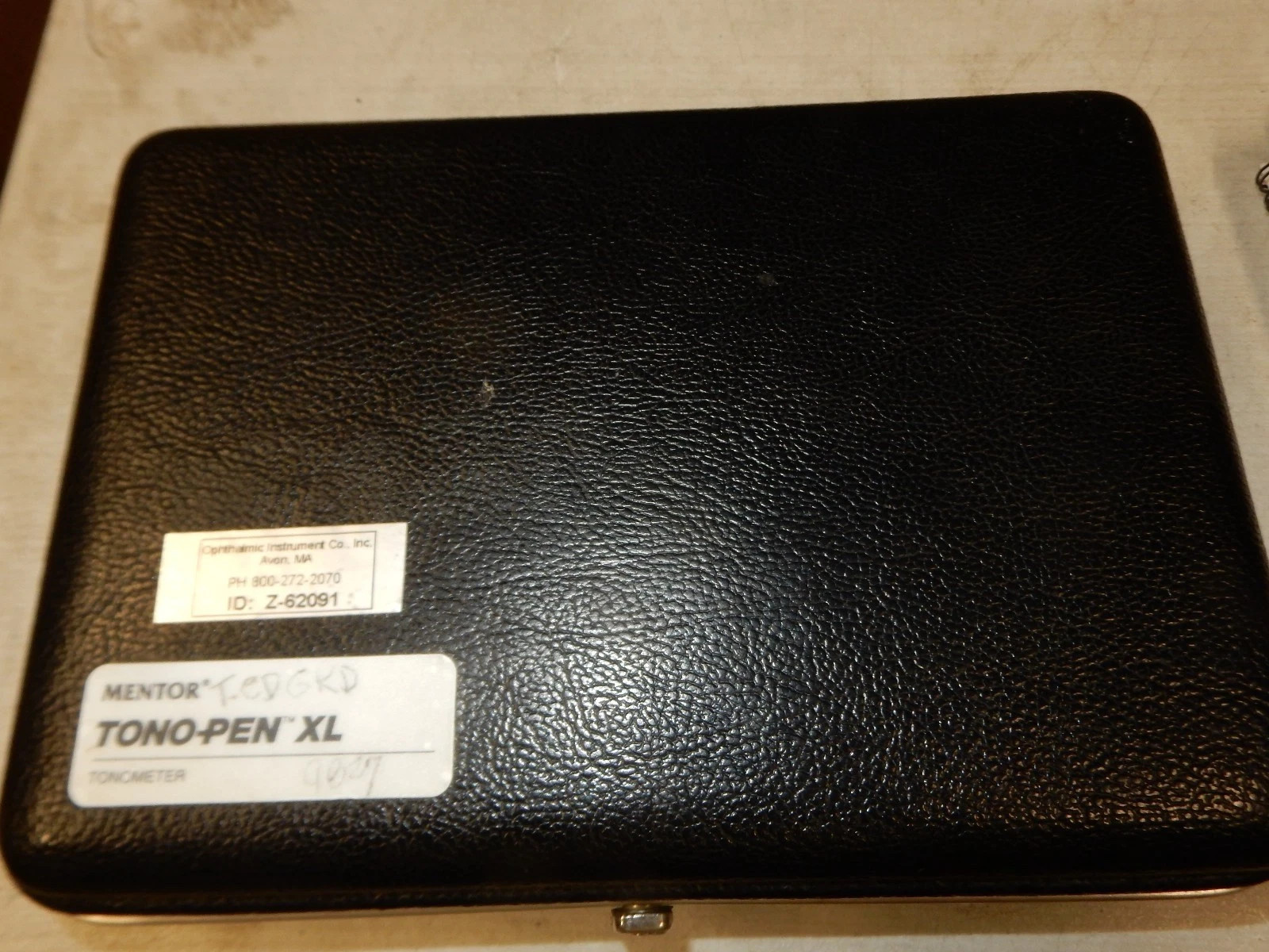 Mentor Tono-Pen XL Applanation Tonometer - Tested, Calibrates