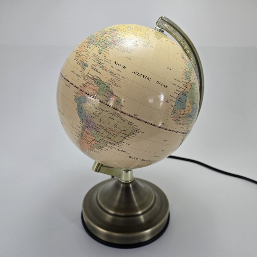 Fucashun Illuminated World 8" Light Up Globe