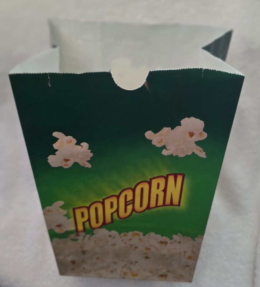 Popcorn Bags 130oz Flat Bottom Pack of 25