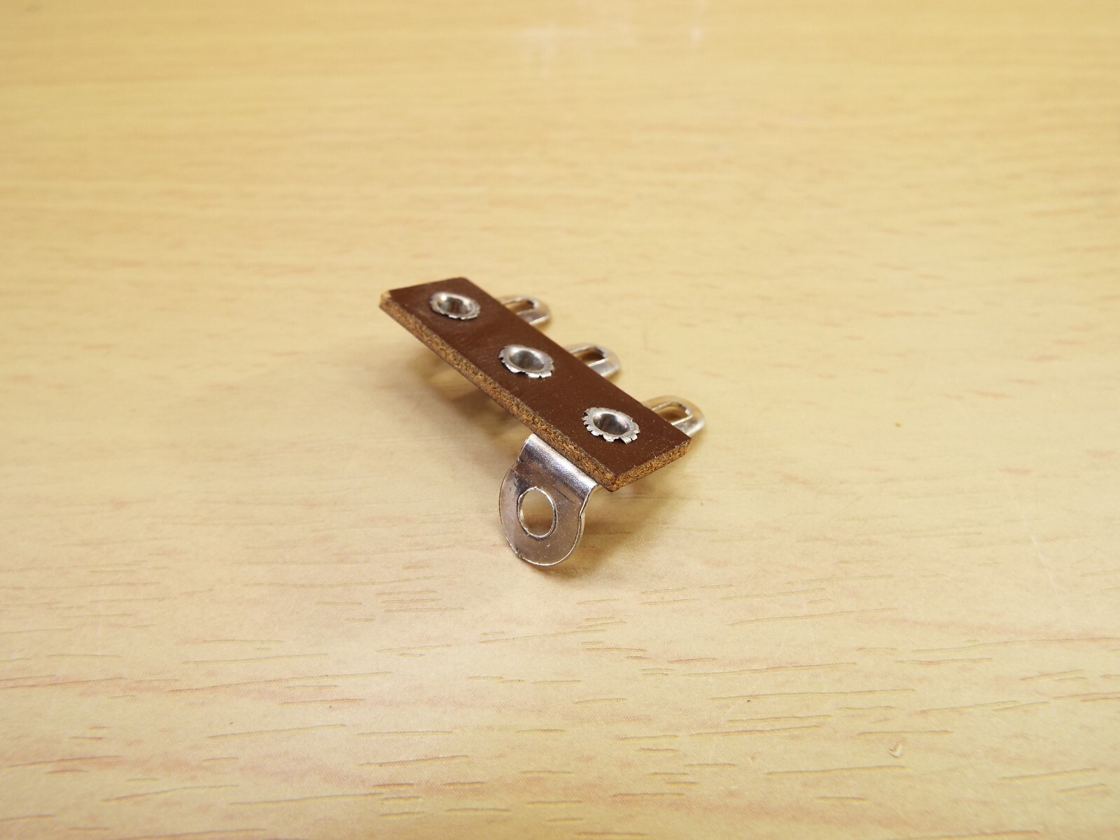 QTY6 PHENOLIC HD LARGE 3 LUG TERMINAL SOLDER STRIP 1 COMMON CHASSIS GROUND TAB