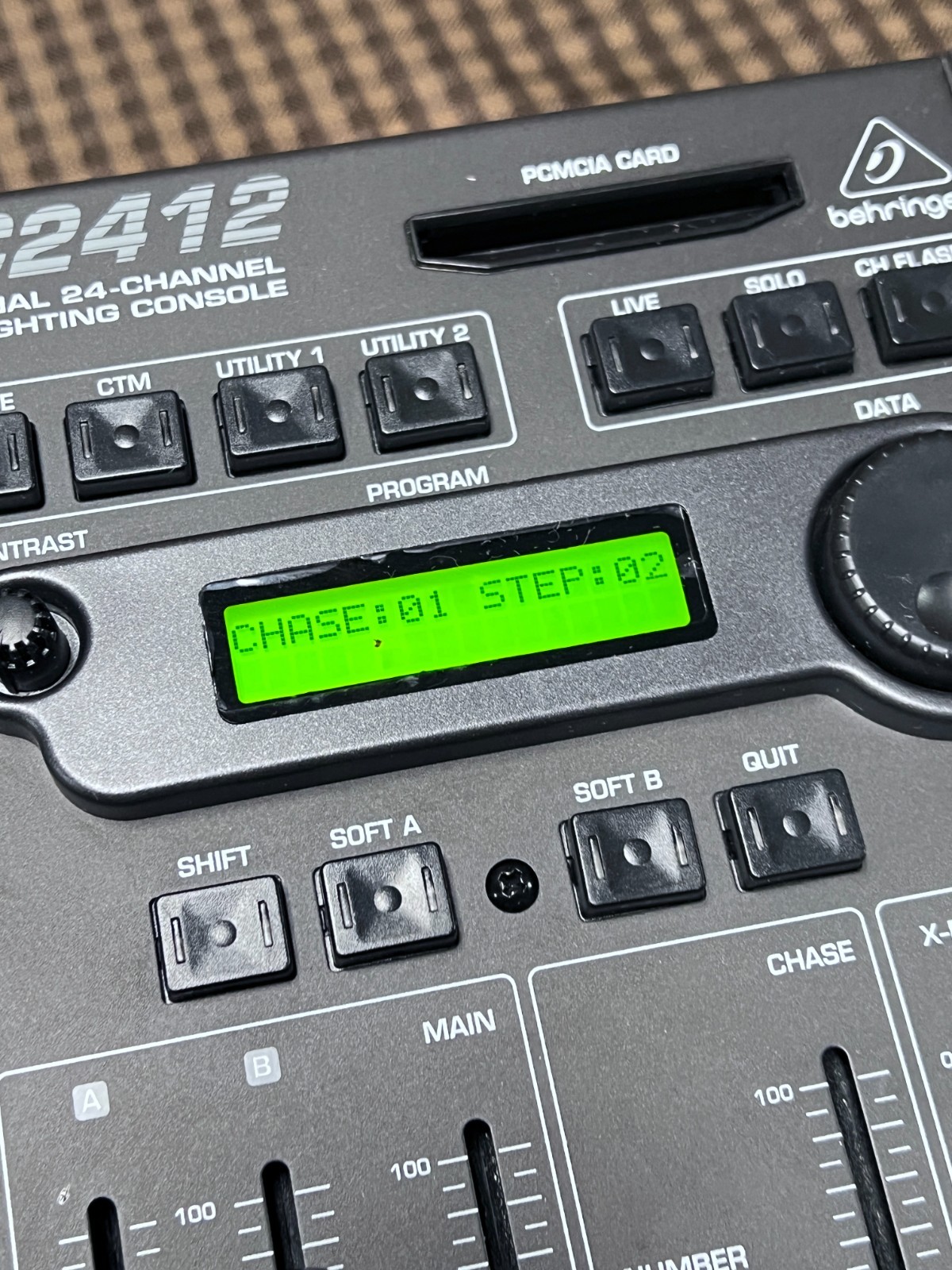 Behringer Eurolight LC2412 Professional 24 Channel DMX Lighting Console + Cables