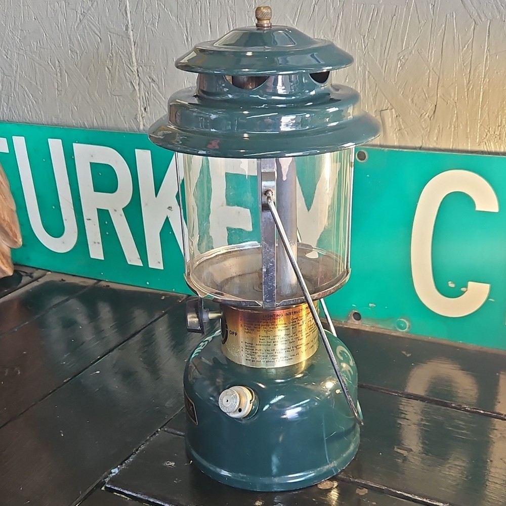 Coleman CLX 290 Lantern