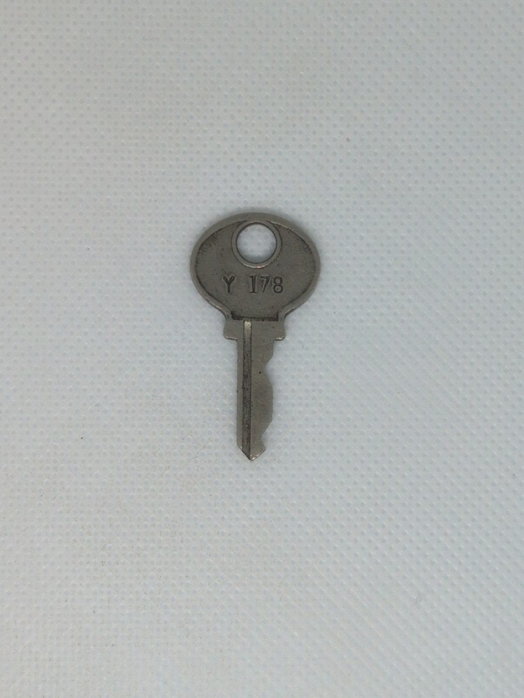 Corbin Key Y178