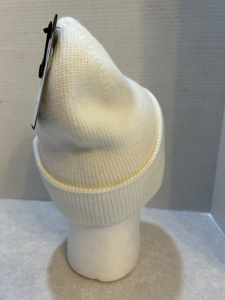 Alpine Snow Core Beanie. NWT. One Size. White