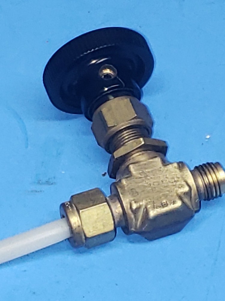 WHITEY B-1RS4 Brass Needle Valve