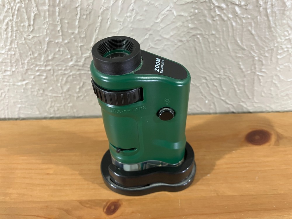 Carson MICROBRITE PORTABLE MONOCULAR MICROSCOPE 20x-40x MM-24, LED Light, Stand