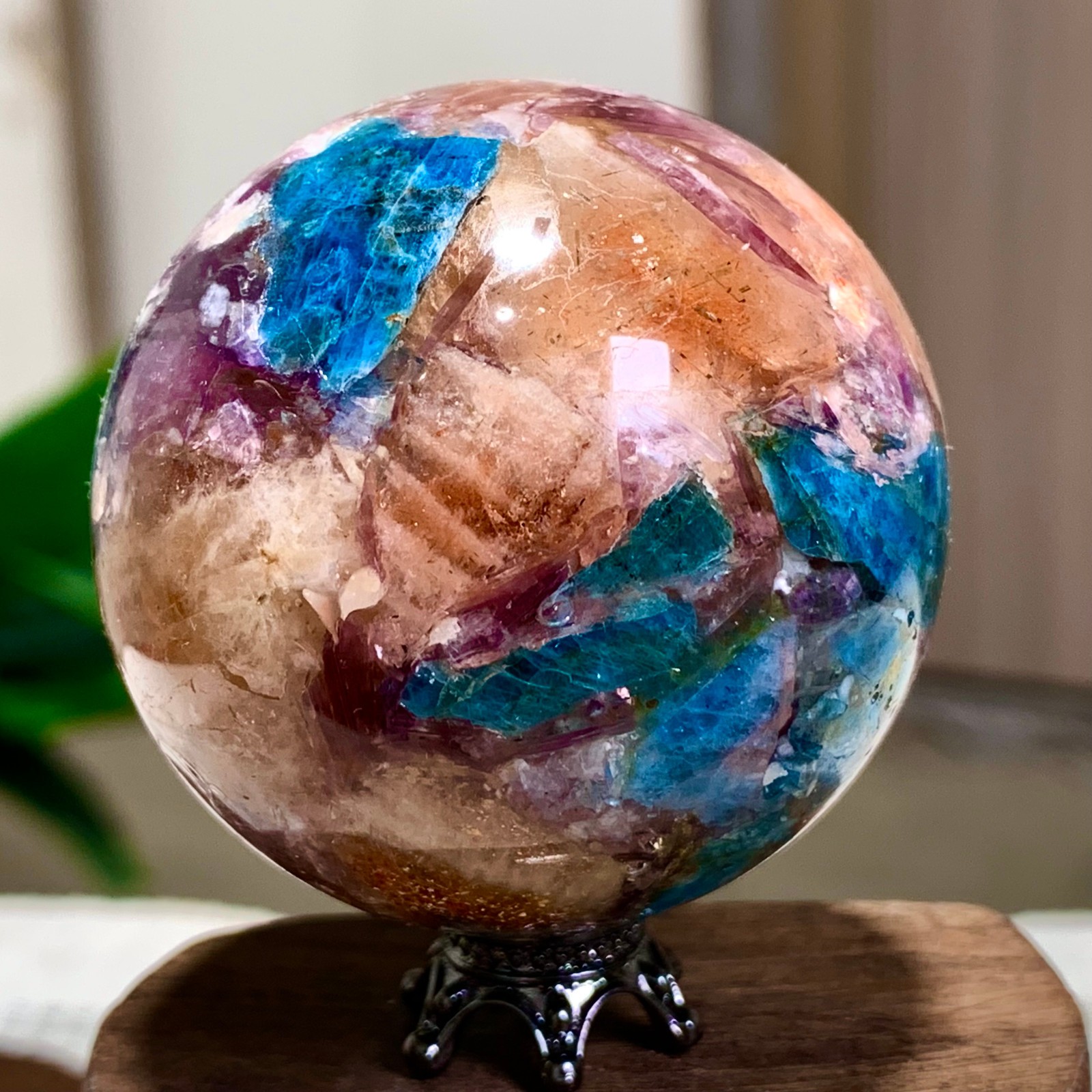 132G Natural Blue Aptite +Sun Stone purple lepidolite Sphere mineral sample