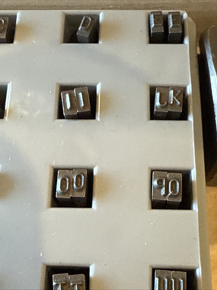 Type Kit-Holder w/ 1/4" Type 40 Pieces W/Additional Stamps