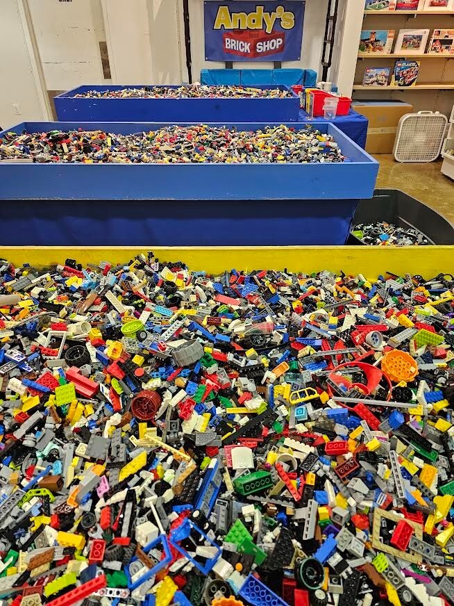 SALE!!!! 1 Pound LEGO Brand Parts. BUY 4Ibs GET 1Ib FREE, BUY 8Ibs GET 3Ibs FREE