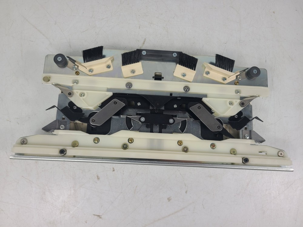 BROTHER KNITTING MACHINE KH930 CARRIAGE PART