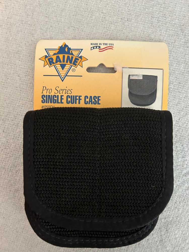 Pro-series by Raine black polypro single handcuff case