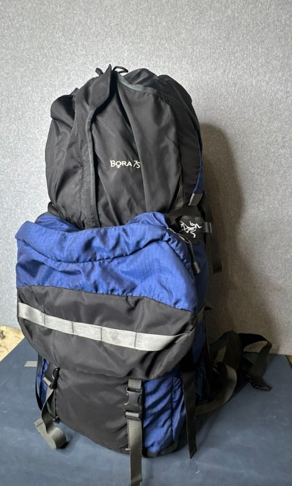 Arc'teryx Bora 75 Backpack Hiking Camping Internal Frame Black Blue Large Pack