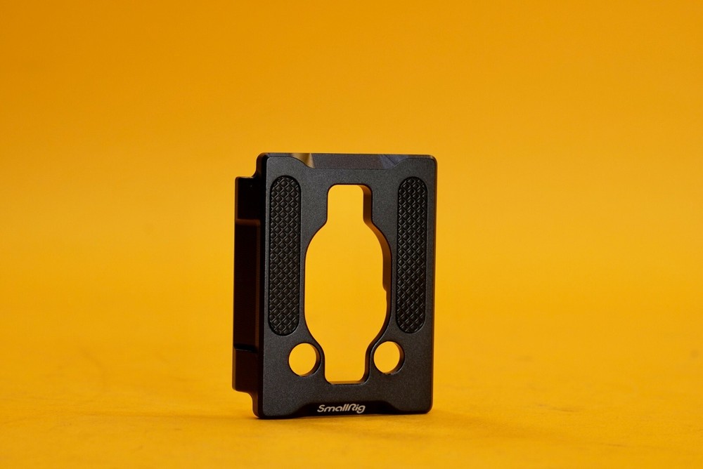 SMALLRIG MANFROTTO 200PL QUICK RELEASE PLATE FOR SELECT SMALLRIG CAGES