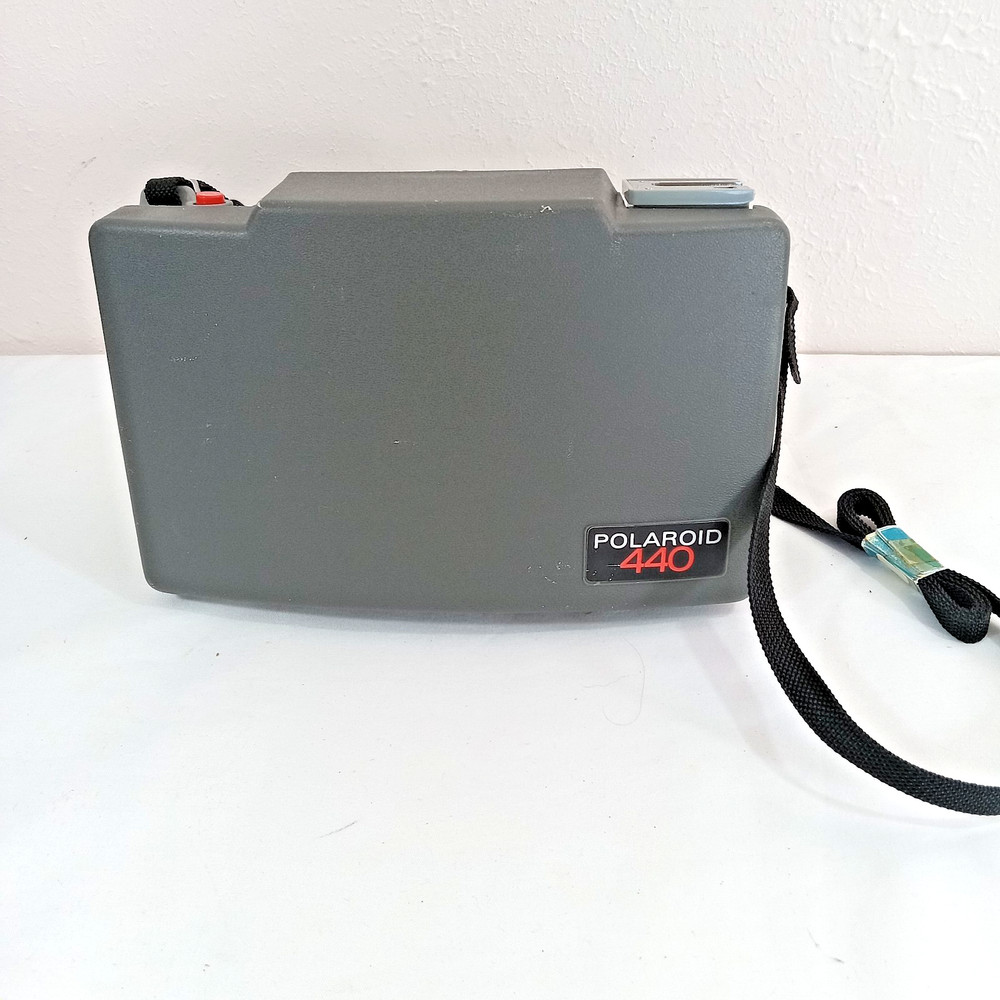 Polaroid 440 Automatic Land Camera