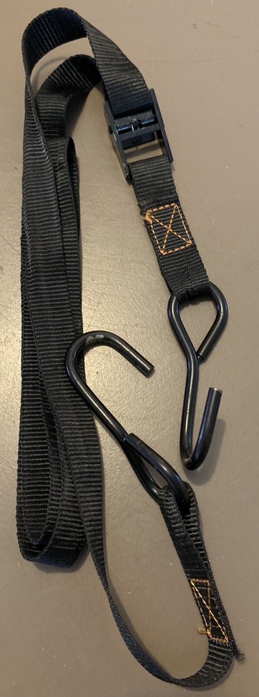 Standard 2-Hook Tie-Down 5.5’ Strap 1” wide