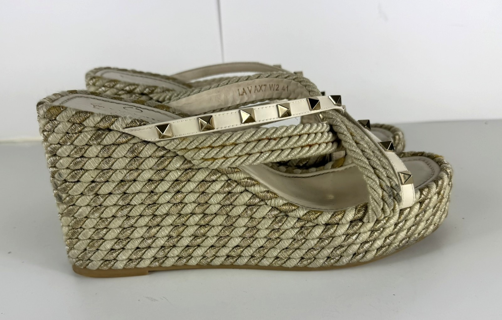 Valentino Rockstud Torchon Espadrille Ivory Striped Wedge Sandal EU 41 US 11