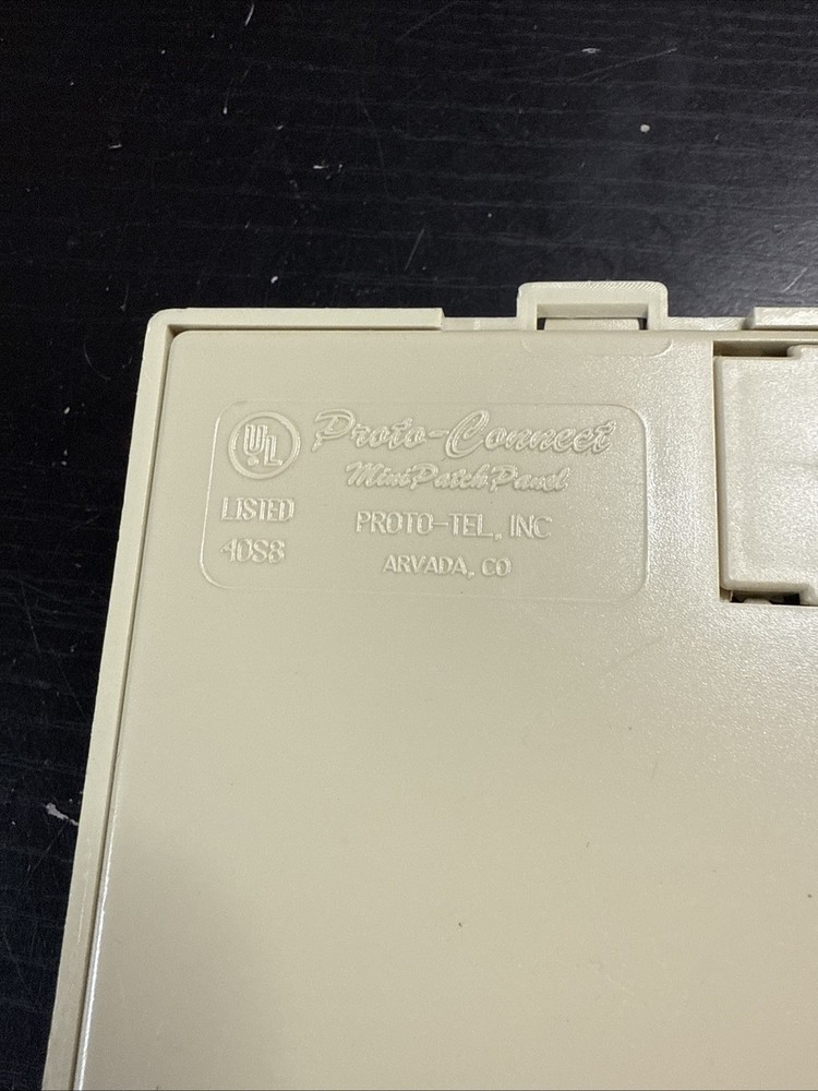 Leviton 41600-I Infotap Mini Patch Panel 25 Port -UNTESTED