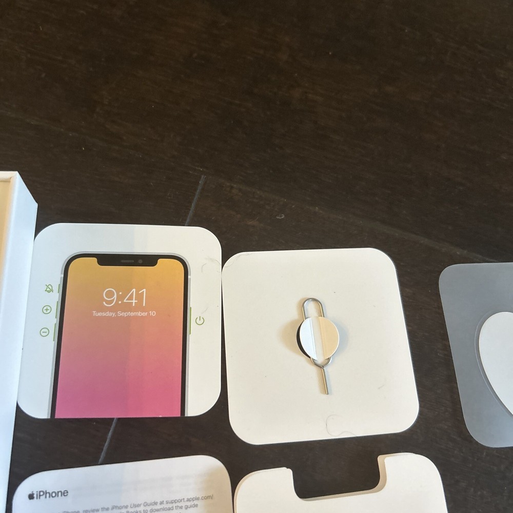Apple iPhone 11 - Black - 64 Gb Box Only Sticker Sim Remover