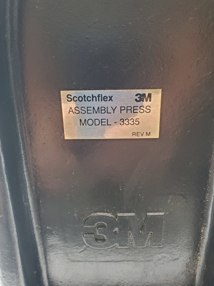 3M 3335 ScotchFlex Assembly Press