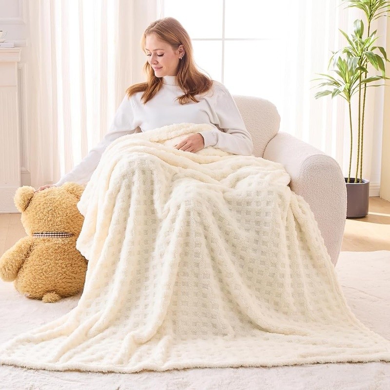 Soft Reversible Flannel Fleece Throw Blanket Lightweight Durable Warm Microfiber