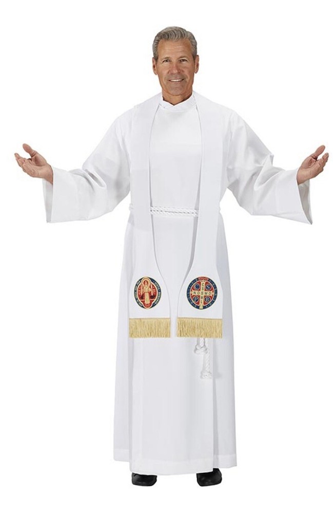 TRADITIONAL STYLE WHITE STOLE + SAINT BENEDICT