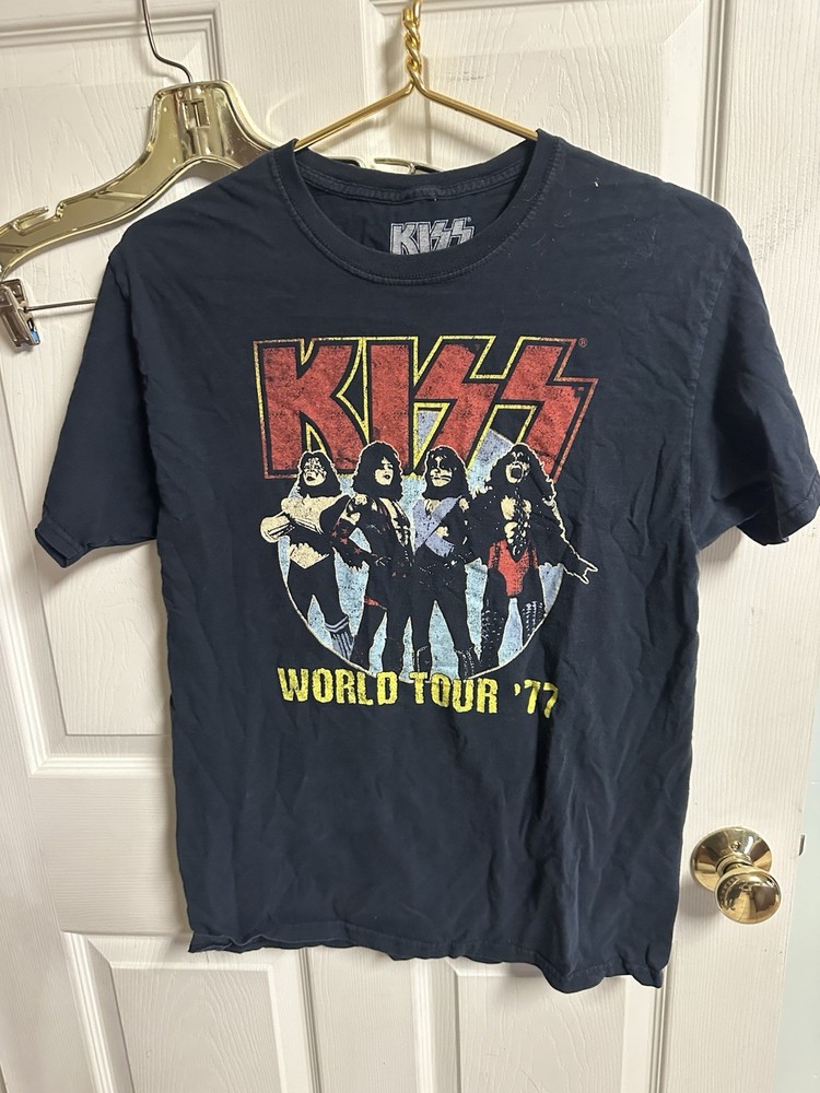 KISS World Tour 77 T-Shirt Unisex Med 38 Black Classic Rock Metal Retro Band Tee