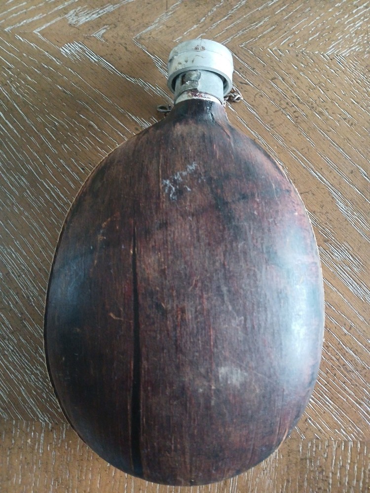 WWII German M31 Coconut Canteen Dated 1941