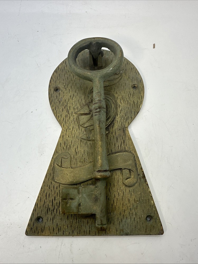 Vintage Solid Brass Skeleton Key Door Knocker W/Keyhole Shape Mounting Plate
