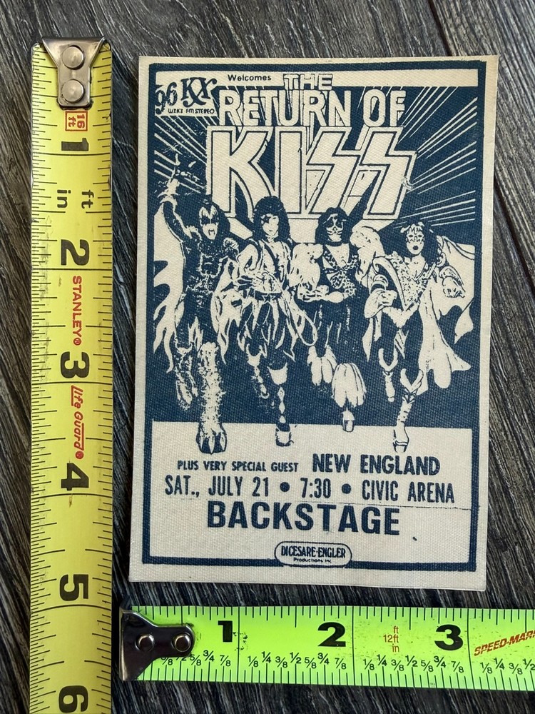KISS Pass Dynasty Tour Concert Pittsburgh July 21 Dark Blue Vintage Kiss Aucoin