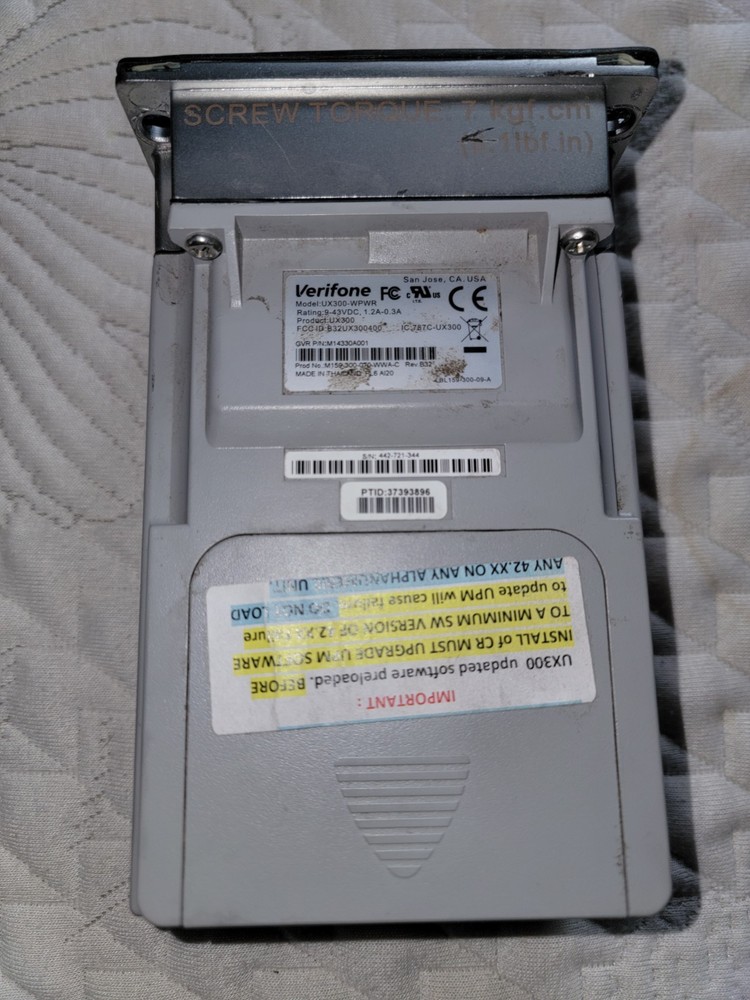 Untested Verifone UX300-WPWR Credit Card Reader