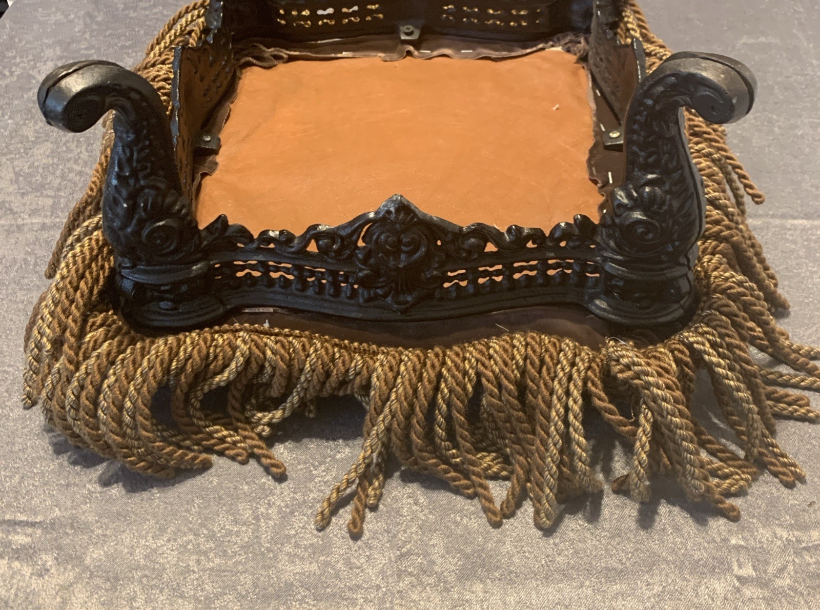 Vtg Cast Iron Ottoman Footstool w/Floral Needlepoint Design & Fringe