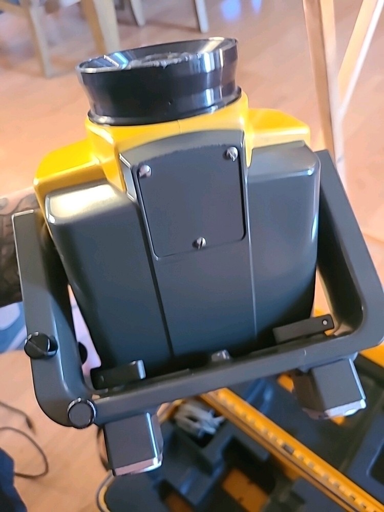 TOPCON DM-S2 SURVEY DISTANCE METER (EDM)