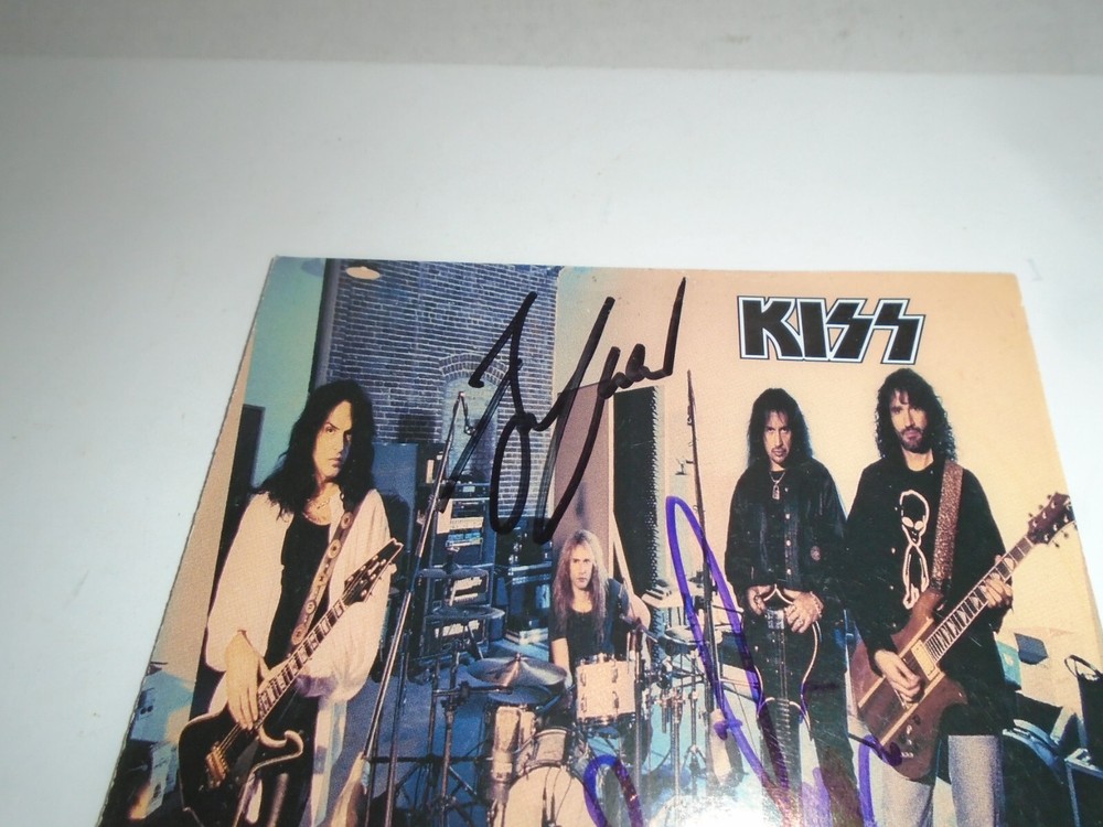 KISS ERIC SINGER BRUCE KULICK SIGNED AUTO AUTOGRAPHED CD BOOKLET - INSERT ONLY