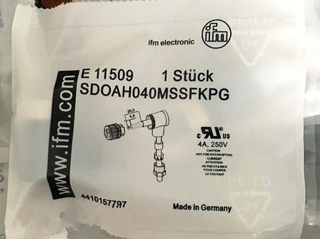 1pc New IFM Sensor Connection Plug E11509 SDOAH040MSSFKPG