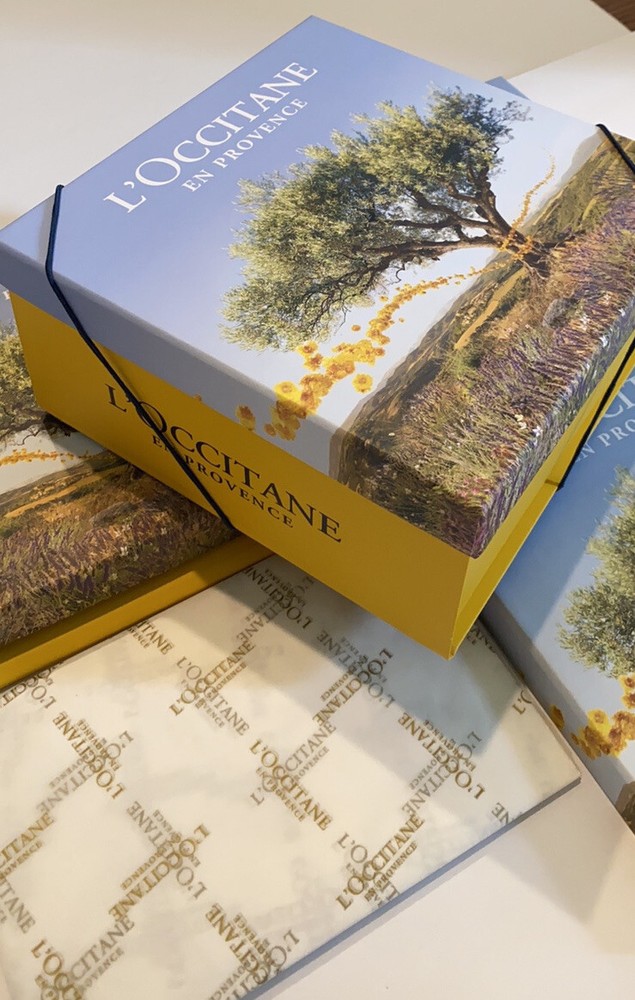 L'Occitane 1 Empty gift box wrapping kit NEW Classic Tree Design