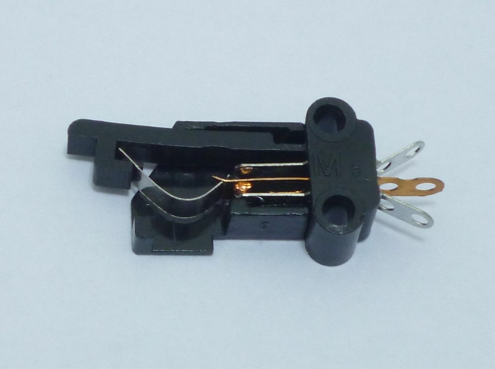 20PCS. X 1P2T MICRO STROKE LEAF SWITCH. LF-323/LF-028