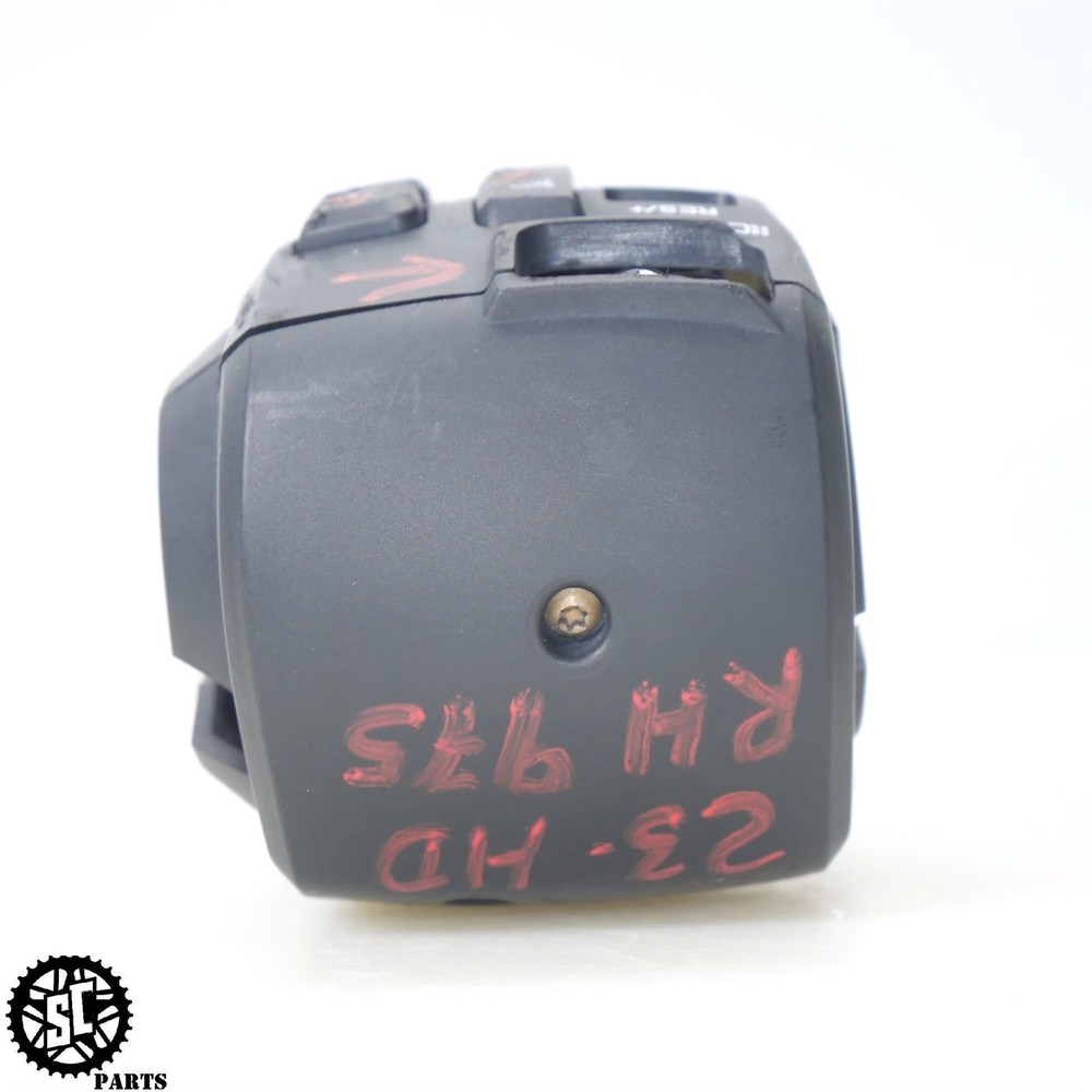 21-24 HARLEY-DAVIDSON NIGHTSTER RH975 LEFT CONTROL HEADLIGHT SWITCH