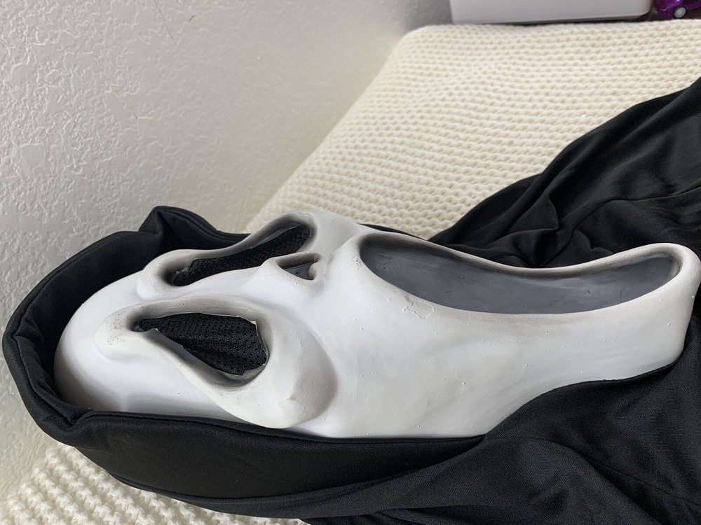 Scream 90’s Ghostface Mask Black